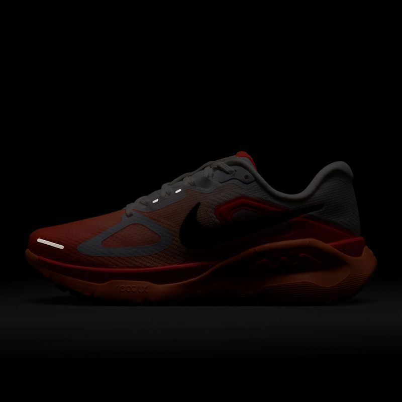 Încălțăminte de alergare pentru femei Nike Structure Plus white/hot lava/orange pulse/black 7