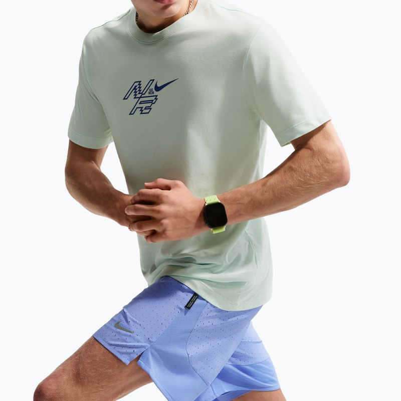 Pantaloni scurți de alergare pentru bărbați Nike Challenger Dri-Fit Breathe 7" royal pulse/royal pulse 4