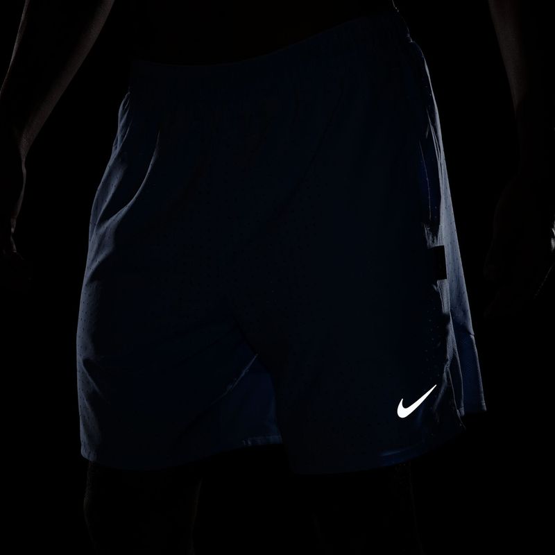 Pantaloni scurți de alergare pentru bărbați Nike Challenger Dri-Fit Breathe 7" royal pulse/royal pulse 7