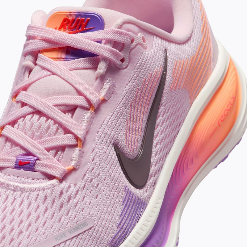 Încălțăminte de alergare pentru copii Nike Vomero 18 pink foam/bright violet/sail/tattoo 3
