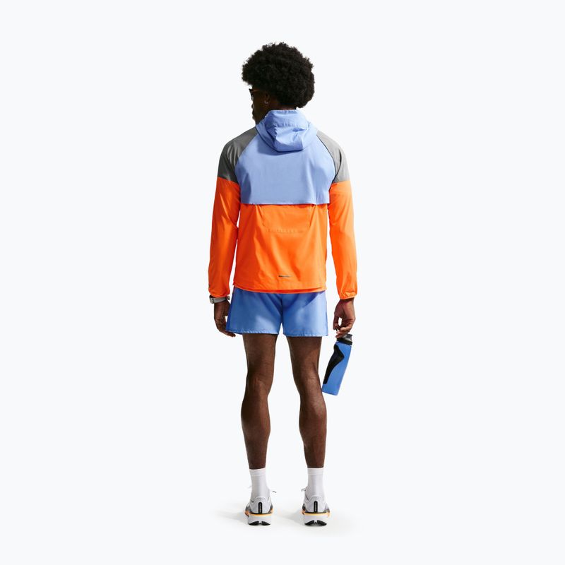 Geacă de alergare pentru bărbați Nike Impossibly Light Windrunner total orange/royal pulse/smoke grey 3