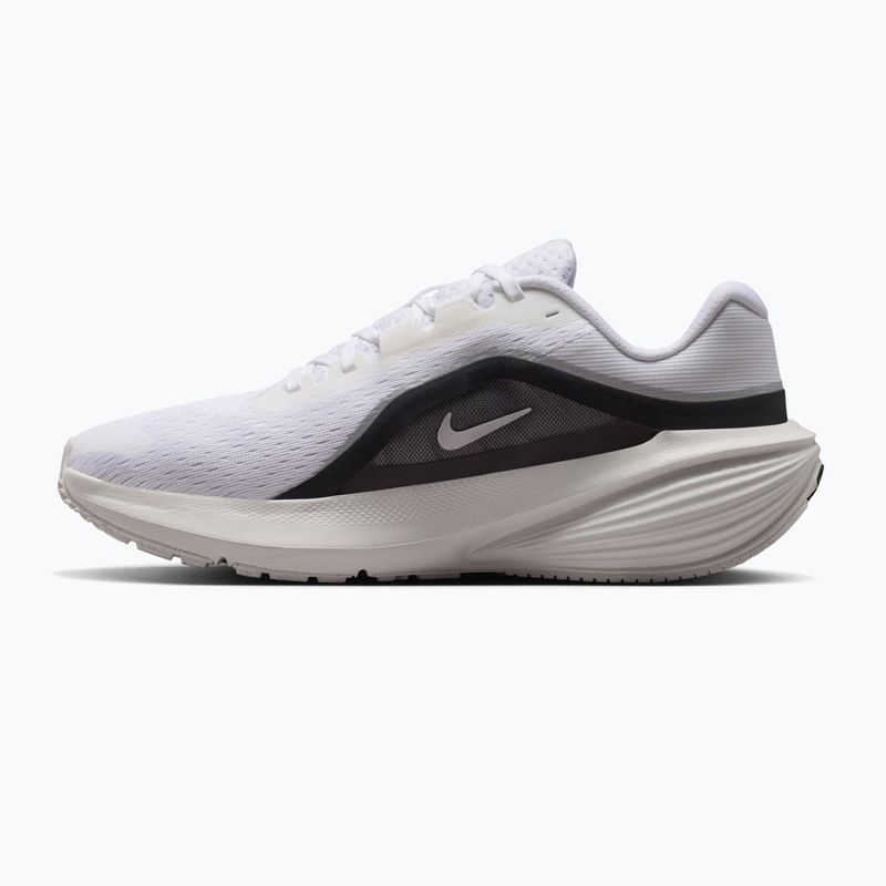 Încălțăminte de alergare pentru femei Nike Downshifter 14 white/summit white/metallic silver 2