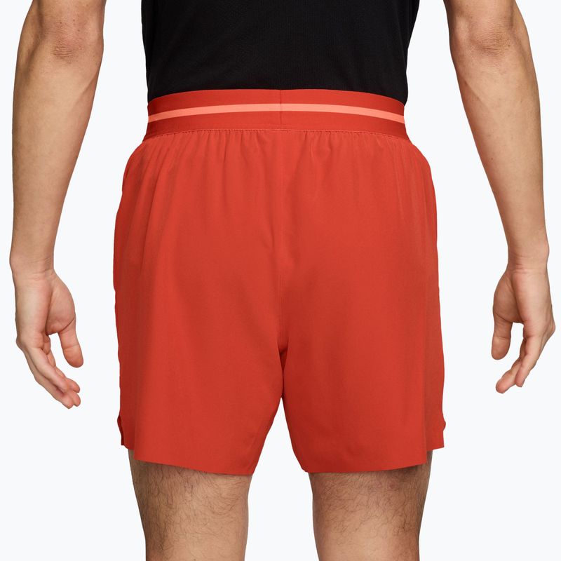 Pantaloni scurți de tenis pentru bărbați Nike Court Dri-Fit Advantage 6" picante red/atomic pink/atomic pink 2