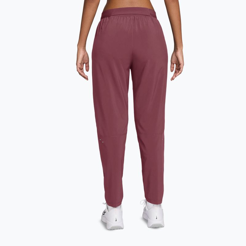 Pantaloni pentru femei Nike Tempo pink smoke 2