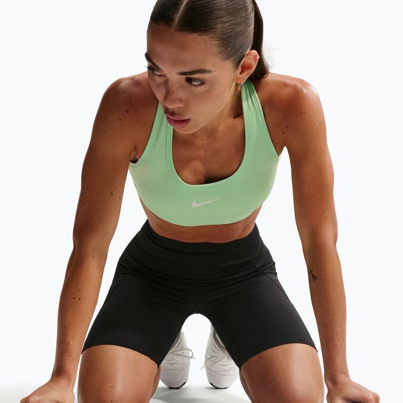 Sutien de antrenament Nike Swoosh cucumber calm/white 5