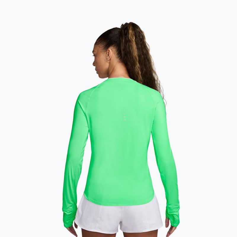 Longsleeve de alergare pentru femei Nike Swift Dri-FIT UV illusion green 2