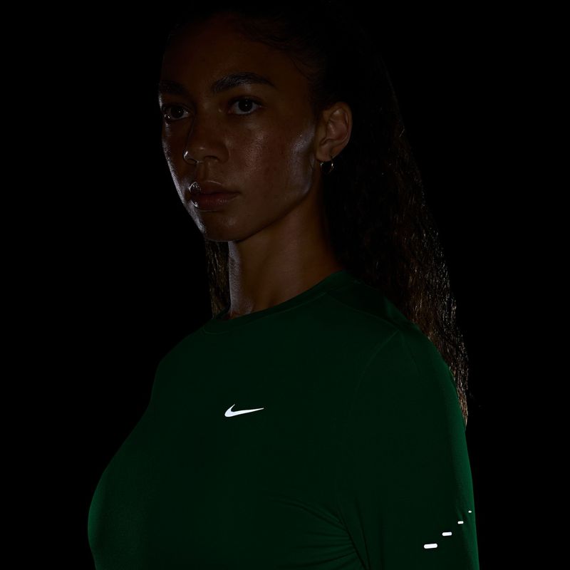 Longsleeve de alergare pentru femei Nike Swift Dri-FIT UV illusion green 4