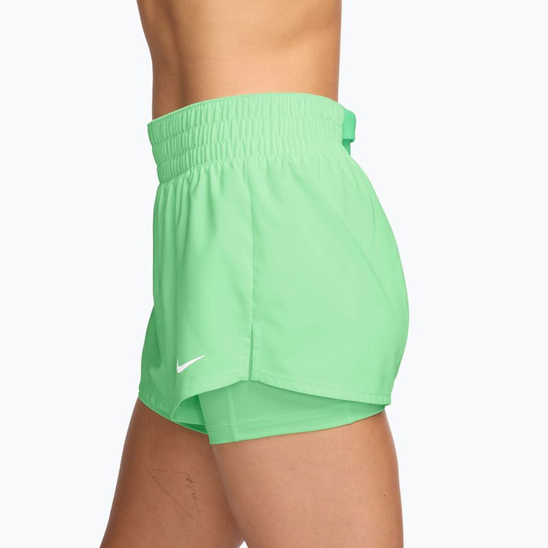 Pantaloni scurți de antrenament pentru femei Nike One cucumber calm/white 3