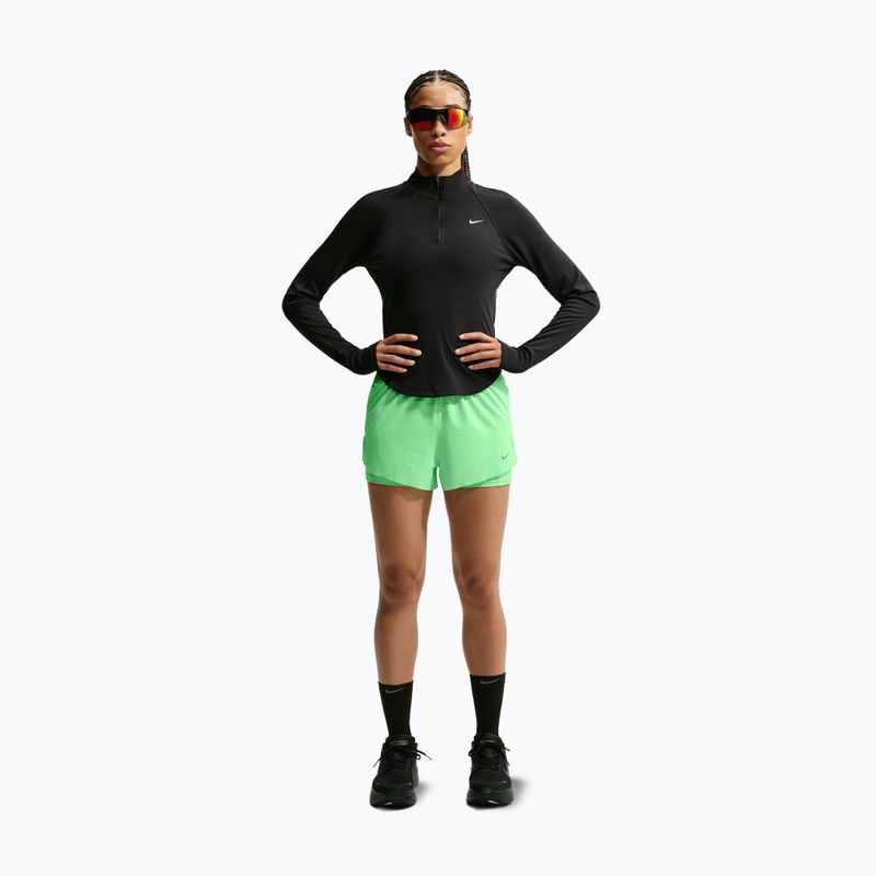 Pantaloni scurți de alergare pentru femei Nike Swift Mid-Rise 2in1 illusion green 2
