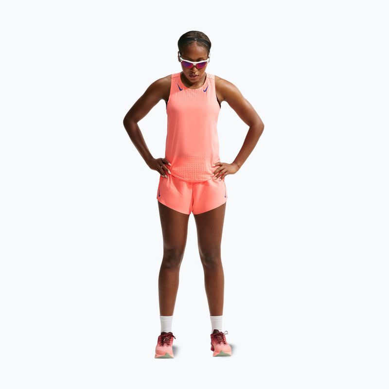 Tricou de alergare pentru femei Nike AeroSwift atomic pink/old royal 2