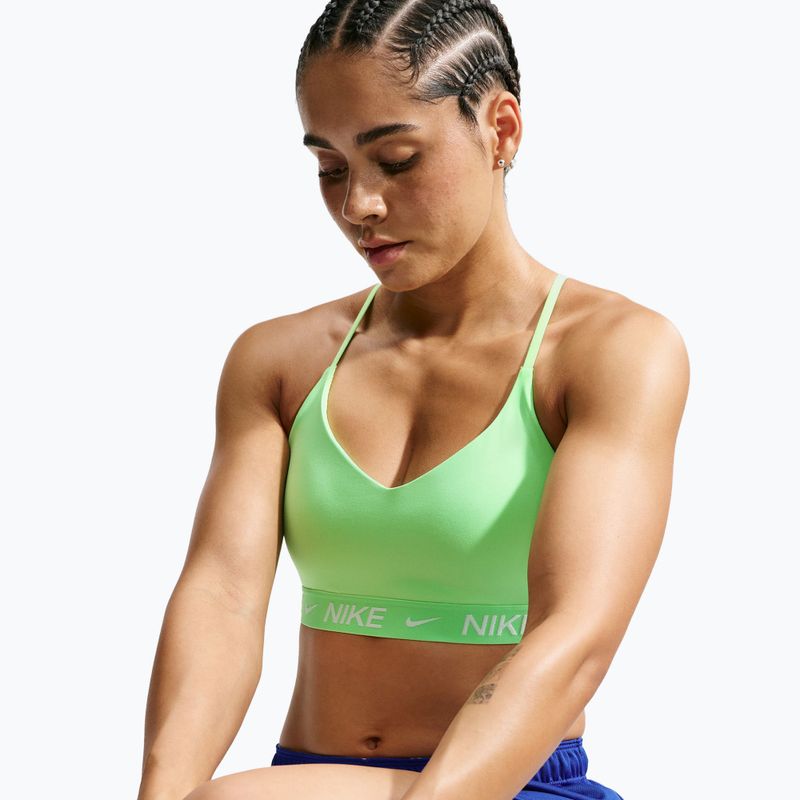 Sutien de antrenament Nike Indy Light Support illusion green 4