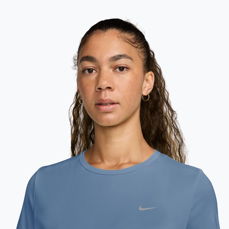 Tricou de alergare pentru femei Nike Tempo work blue 3