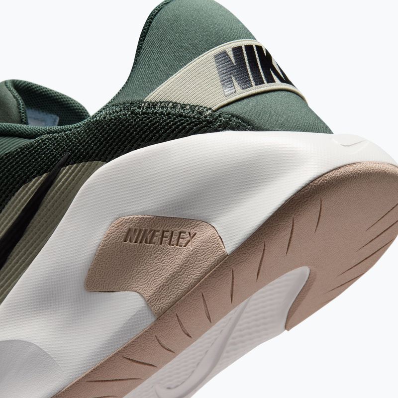 Încălțăminte de antrenament pentru bărbați Nike Flex Train camo green/summit white/cream Ii/black 6