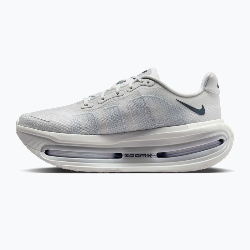 Încălțăminte de alergare pentru bărbați Nike Vomero Premium off white/grey fog/dark obsidian 2