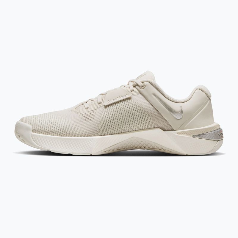 Încălțăminte de antrenament pentru femei Nike Metcon 10 light orewood brown/phantom/metallic silver 2