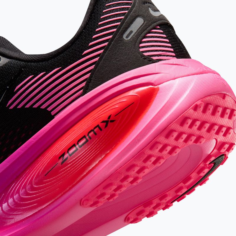 Încălțăminte de alergare pentru femei Nike Vomero 18 black/hyper pink/laser crimson/black 8