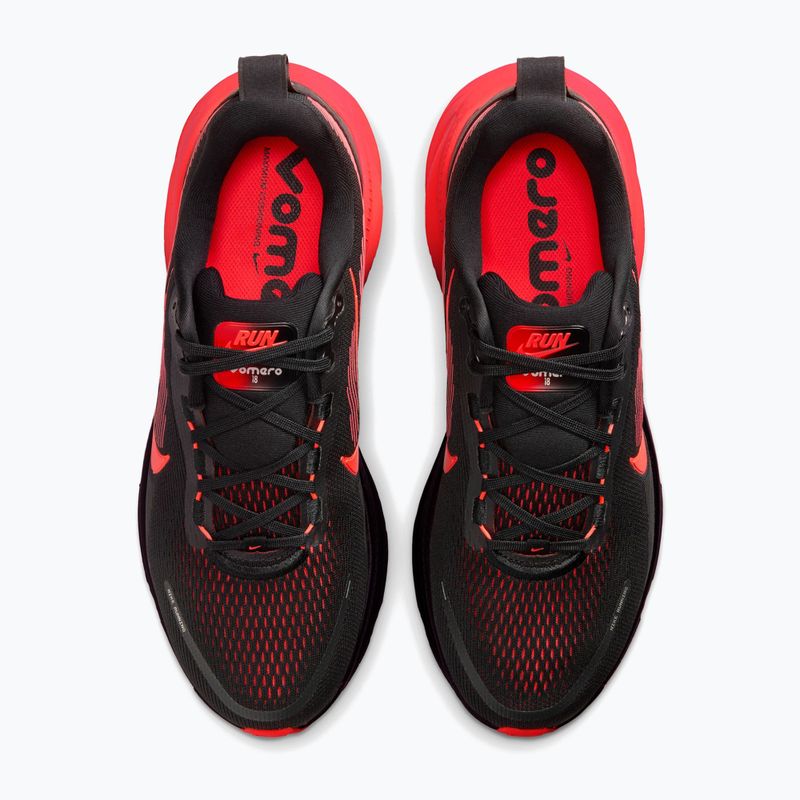 Încălțăminte de alergare pentru bărbați Nike Vomero 18 black/university red/bright crimson 5