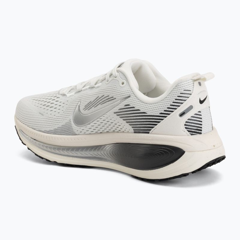 Încălțăminte de alergare pentru femei Nike Vomero 18 summit white/sail/metallic silver 3