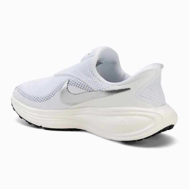 Încălțăminte de alergare pentru femei Nike Revolution 8 EasyOn white/sail/black/metallic silver 3