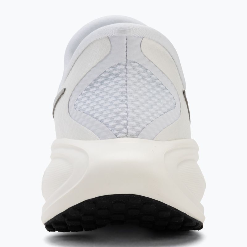 Încălțăminte de alergare pentru femei Nike Revolution 8 EasyOn white/sail/black/metallic silver 6