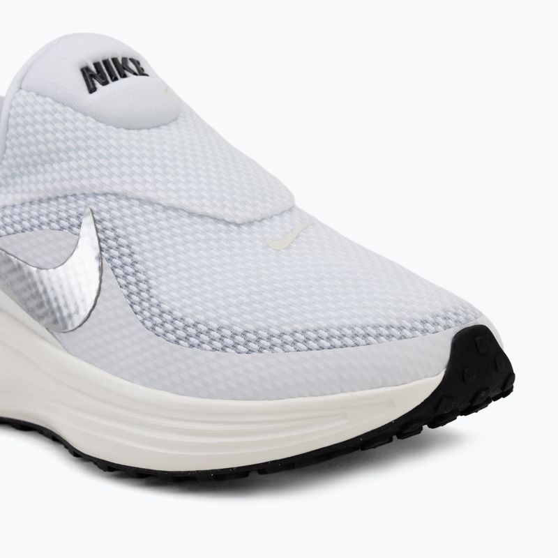 Încălțăminte de alergare pentru femei Nike Revolution 8 EasyOn white/sail/black/metallic silver 7