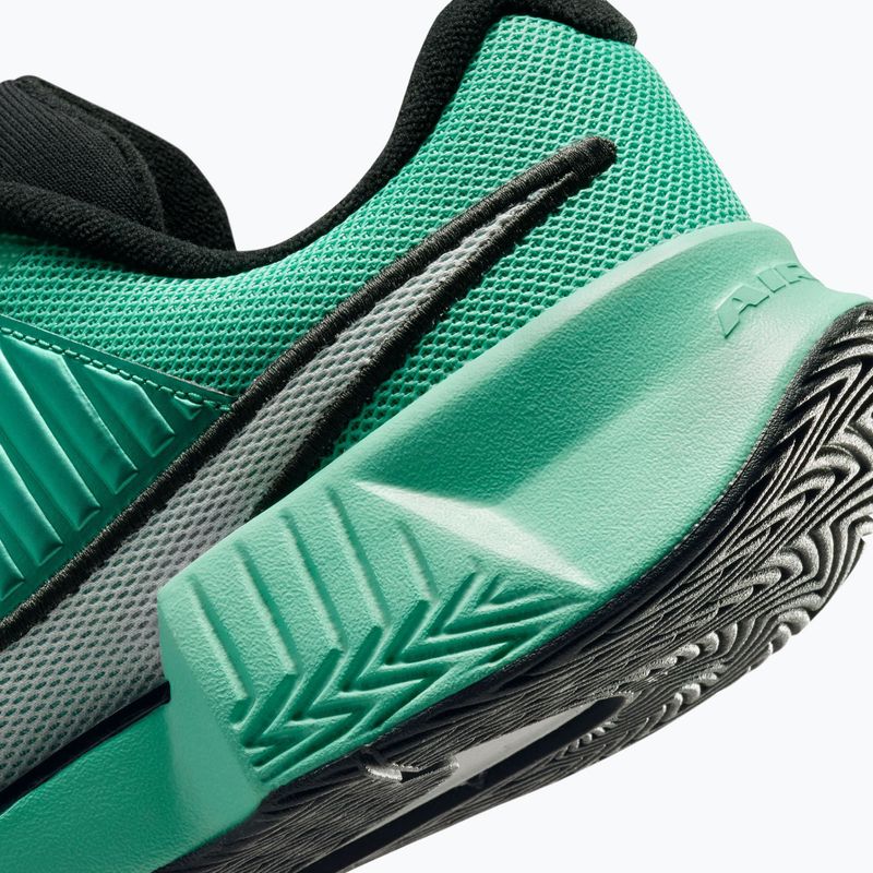 Încălțăminte de tenis pentru femei Nike GP Challenge Pro Premium mint/black/pure platinum 8