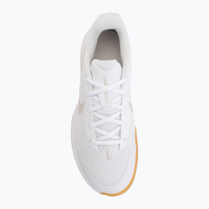 Încălțăminte de tenis pentru femei Nike Vapor Lite 3 White/Summit White/Light Orewood Brown 5