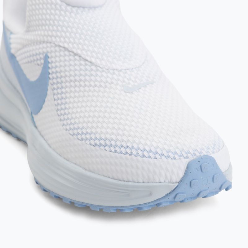Încălțăminte de alergare pentru femei Nike Revolution 8 EasyOn white/football grey/aluminum 7