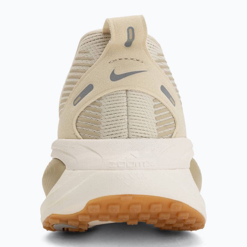 Încălțăminte de alergare pentru bărbați Nike Vomero 18 light khaki/desert khaki/metallic silver 6