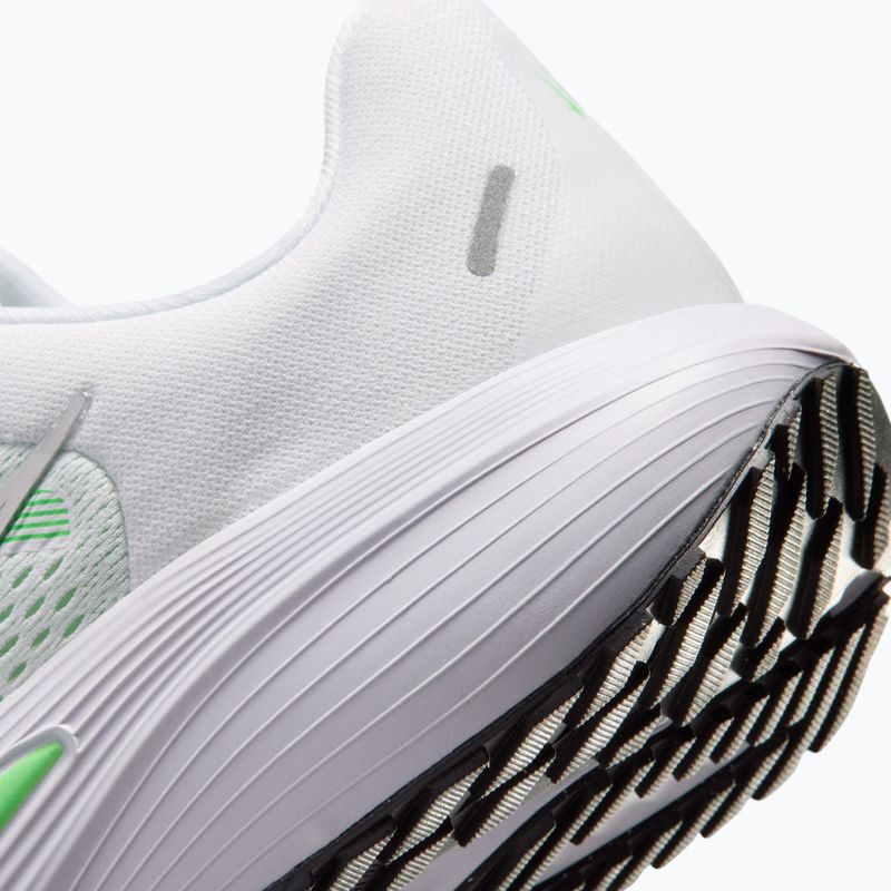 Încălțăminte de alergare pentru femei Nike Quest 7 white/illusion green/metallic silver 8
