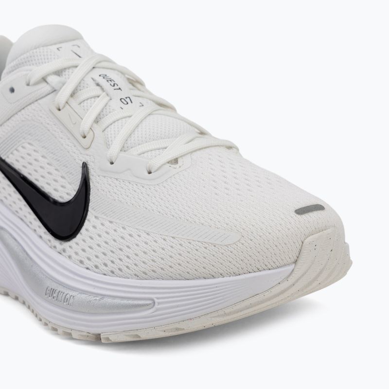 Încălțăminte de alergare pentru femei Nike Quest 7 summit white/white/metallic silver/black 7