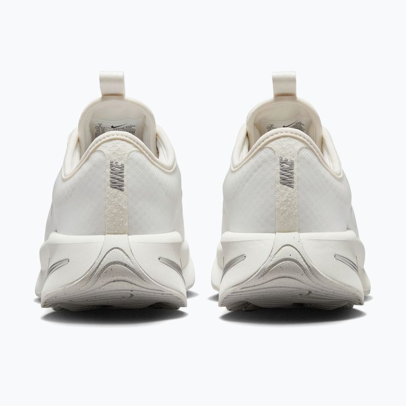 Încălțăminte pentru femei Nike Motiva 2 summit white/phantom/metallic silver 4
