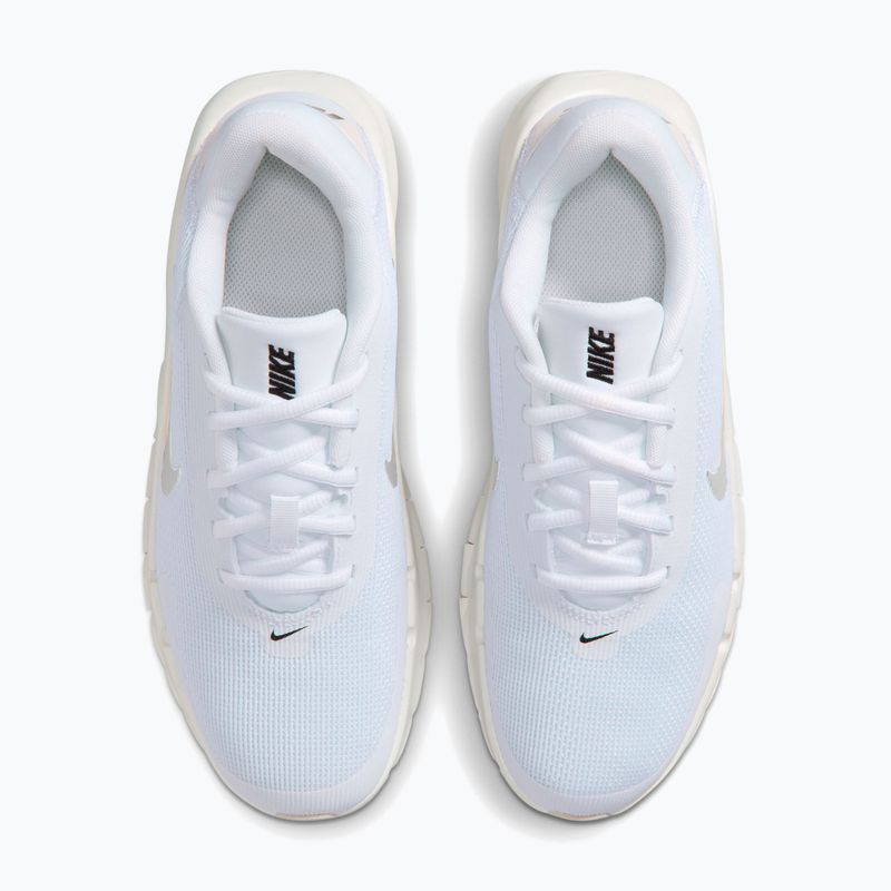 Încălțăminte de antrenament pentru femei Nike Flex Train white/sail/phantom/ metallic silver 5