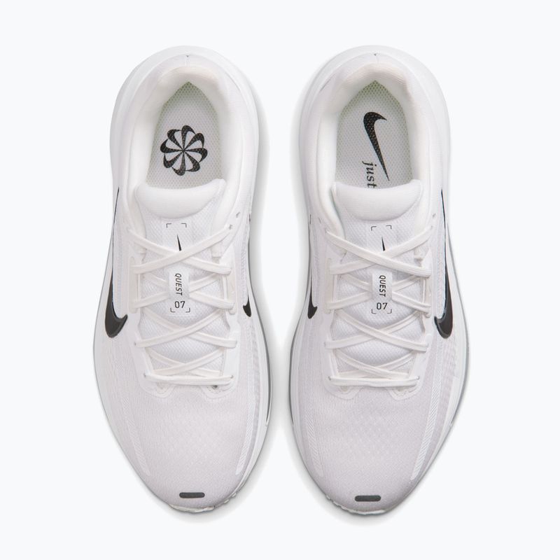 Încălțăminte de alergare pentru femei Nike Quest 7 summit white/white/metallic silver/black 5