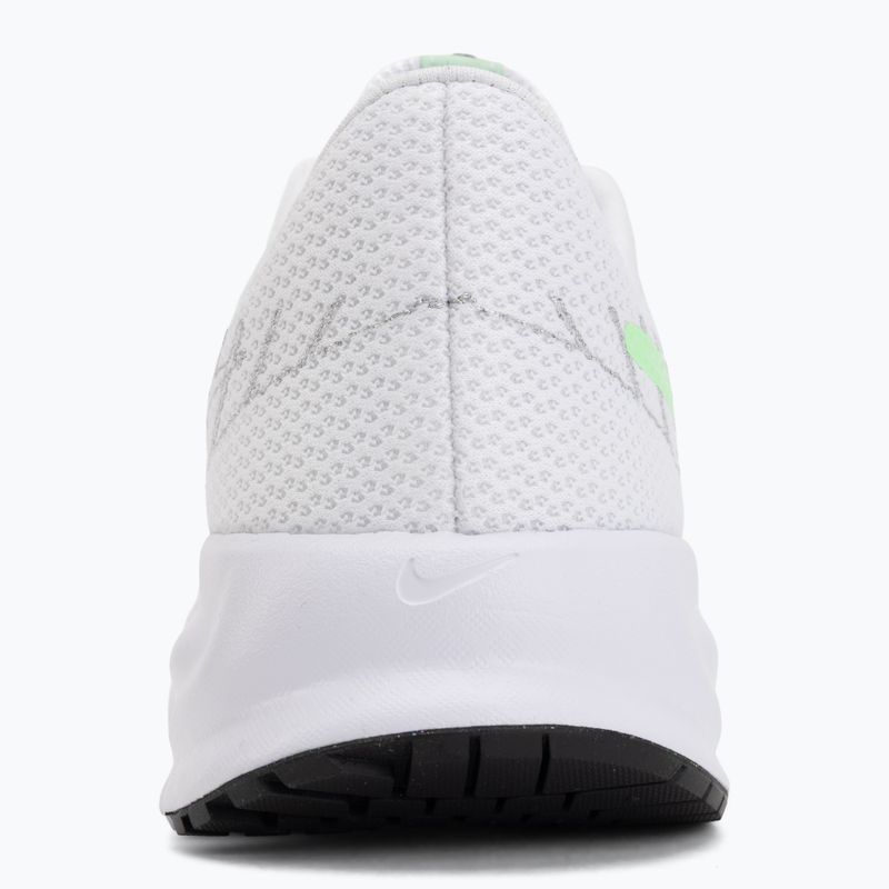 Încălțăminte de alergare pentru femei Nike Run Defy white/cucumber calm/black/illusion green 6