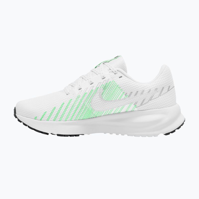 Încălțăminte de alergare pentru femei Nike Run Defy white/cucumber calm/black/illusion green 2