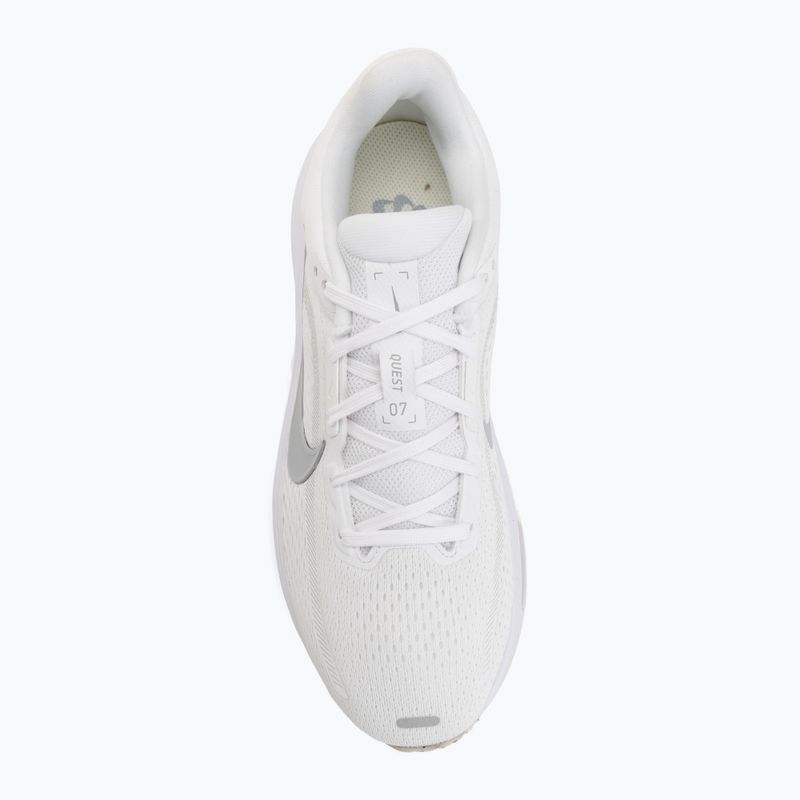 Încălțăminte de alergare pentru femei Nike Quest 7 white/vast grey/vast grey/wolf grey 5