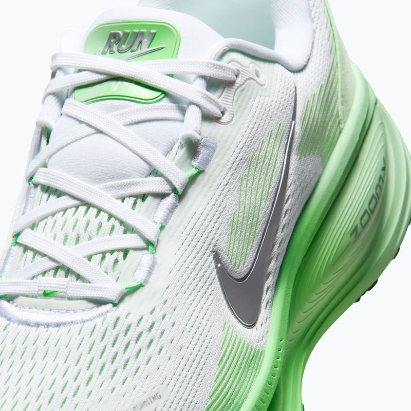 Încălțăminte de alergare pentru femei Nike Vomero 18 white/illusion green/metallic silver 7