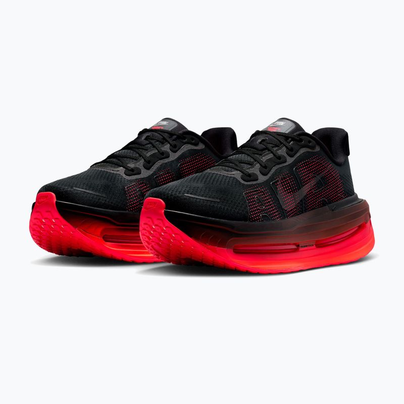 Încălțăminte de alergare pentru bărbați Nike Vomero Premium black/bright crimson/blackblack/bright crimson/black 3