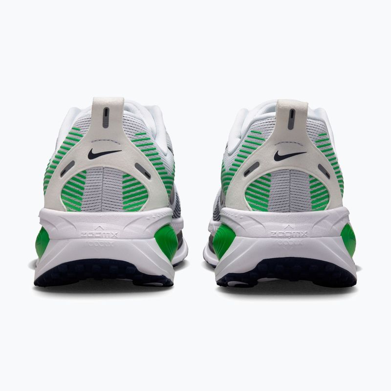 Încălțăminte de alergare pentru bărbați Nike Vomero 18 white/green spark/midnight navy 6