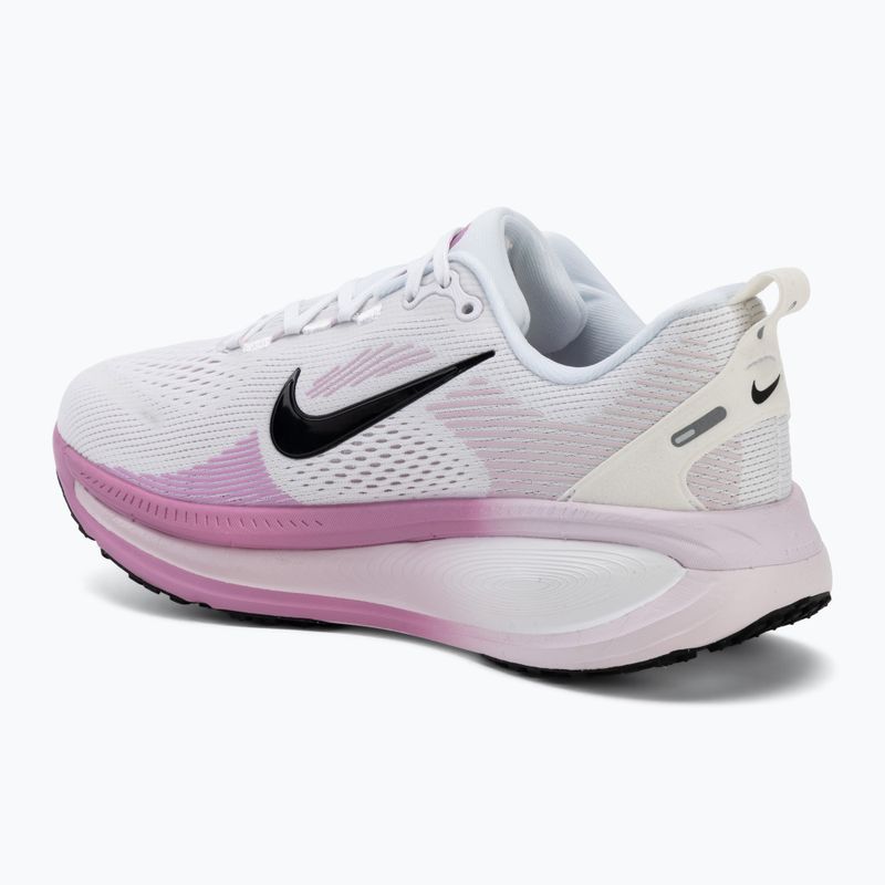 Pantofi de alergare pentru femei Nike Vomero 18 Wide alb/liliac deschis/magenta deschis/negru 3