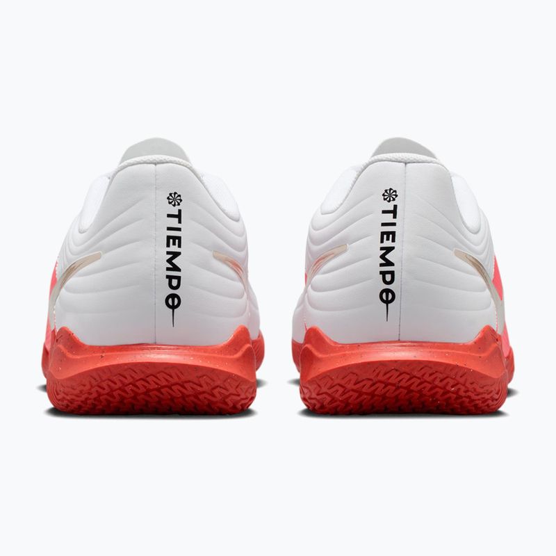 Încălțăminte de fotbal pentru bărbați Nike Tiempo Maestro Club white/bright crimson/blur 2