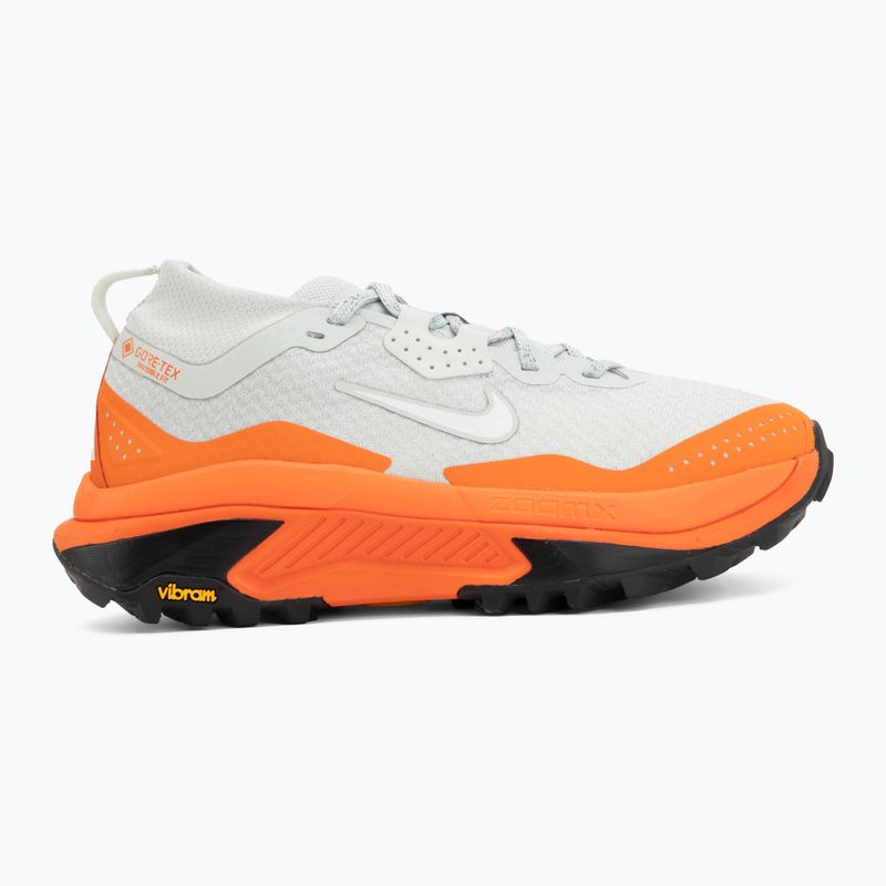 Încălțăminte de alergare pentru femei Nike ACG Zegama GORE-TEX light silver/safety orange/summit white 2
