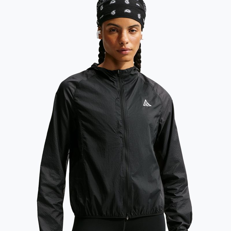 Geacă de alergare pentru femei Nike ACG "Aireez" negru/negru/alb summit 4