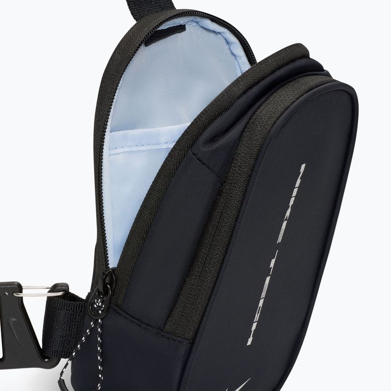 Borsetă Nike Tech Commute 1 l black/black/reflect silver 4