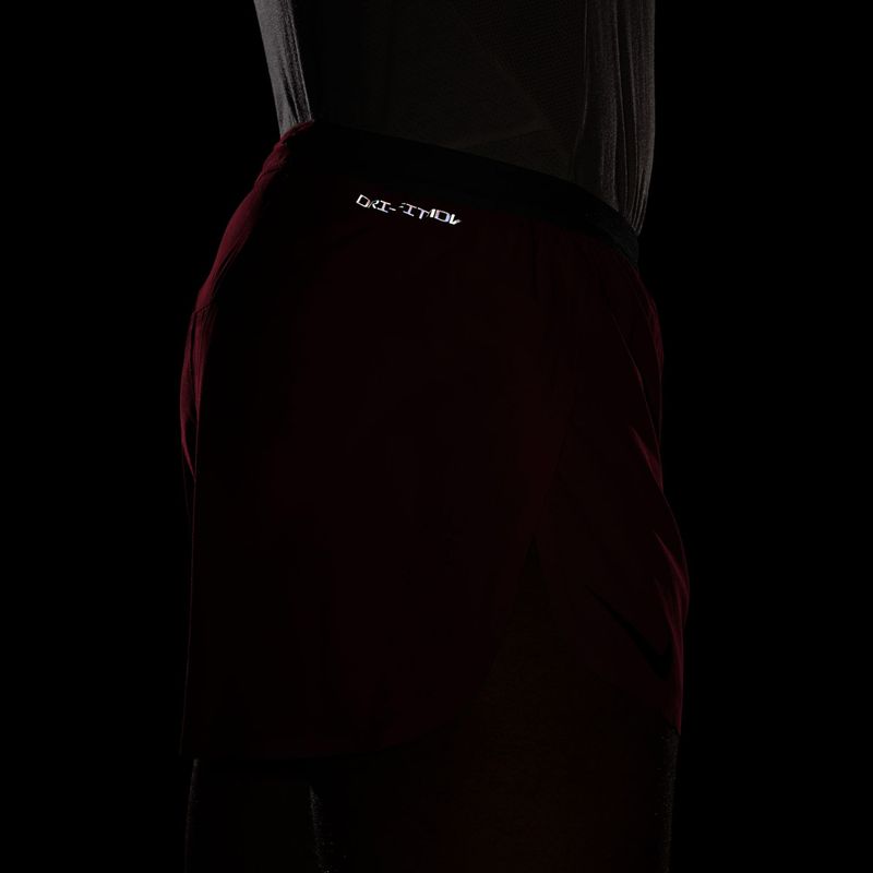 Pantaloni scurți de alergare pentru bărbați Nike AeroSwift fusion red/black 5