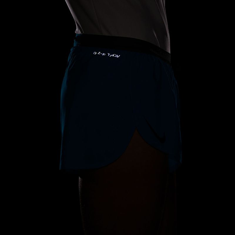 Pantaloni scurți de alergare pentru bărbați Nike AeroSwift light current blue/black 8