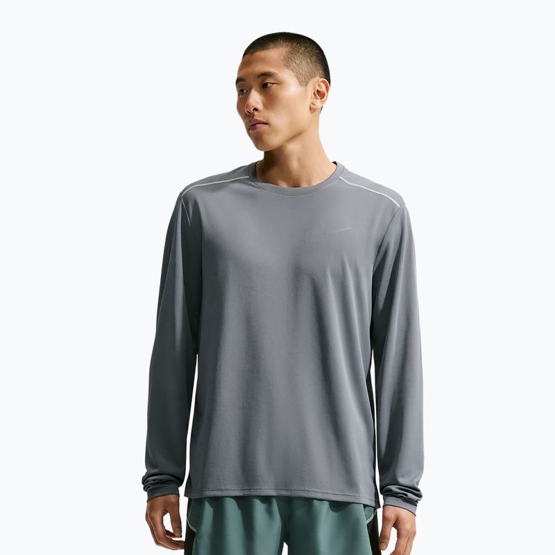 Longsleeve de alergare pentru bărbați Nike Miler Dri-Fit UV smoke grey