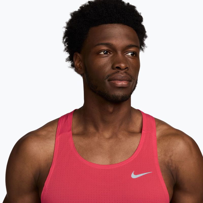 Tricou de alergare pentru bărbați Nike Fast Dri-Fit fusion red 3