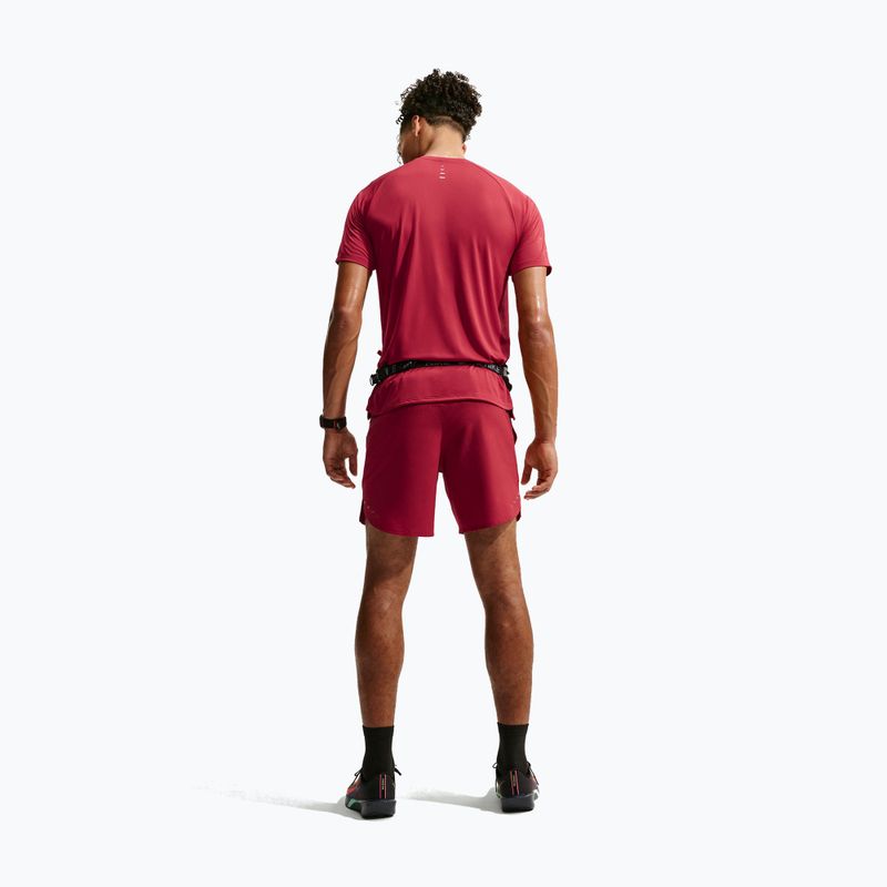 Pantaloni scurți de alergare pentru bărbați Nike Stride Dri-Fit Brief-Lined 7" tough red 3